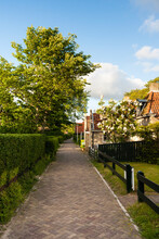 Tuinen Op Schiermonnikoog; Gardens At Schiermonnikoog