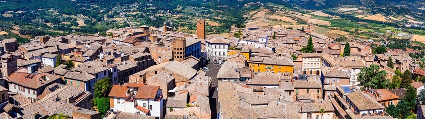 Canvas Print - Panoramic aerial view of old  medieval town Orvieto in Umbria, Italy