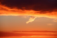 Abendhimmel In Orange Mit Wolken