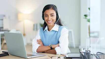 Aufkleber - Customer care representative giving advice and assisting people with IT support. Portrait of a young female call center agent talking to clients and answering questions online while using a laptop.