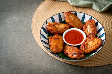 Wall Mural - Crispy Fried Chicken with Fish Sauce