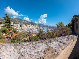 The Hercules Port is a natural bay at the foot of the ancestral rock of the princes of Monaco. It is one of the few, if not the only deep-water port of the French Riviera.