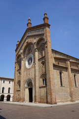Fototapete - Medieval cathedral of Crema, Italy