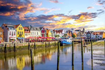 Wall Mural - Hafen, Husum, Nordsee, Deutschland 