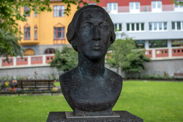 Wall Mural - Bust of Nini Roll Anker Statue Molde Møre og Romsdal at Sunnylvsfjorden near Geirangerfjorden in Norway (Norwegen, Norge or Noreg)