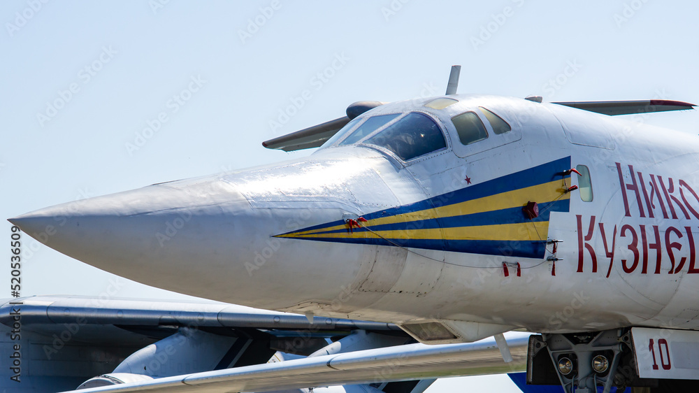 Soviet supersonic high-speed strategic bomber with variable sweep