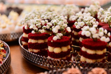 Wall Mural - red velvet cake, red velvet cake with cream, red velvet cake decorated with flowers, mini red velvet cake, candy store