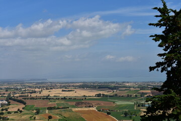 Wall Mural - Beautiful landscape with view to Lago die Trasimeno in Umbria