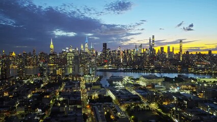 Canvas Print - Time-lapse view of the Manhattan skyline, New York, during sunset