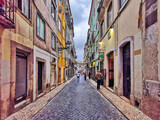 Fototapeta Uliczki - One of the narrow streets of Cais do Sodre