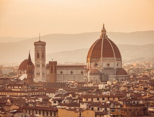 Wall Mural - Florence, Italy: city view with the cathedral at sunset