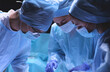 © lenets_tan - Team surgeon at work in operating