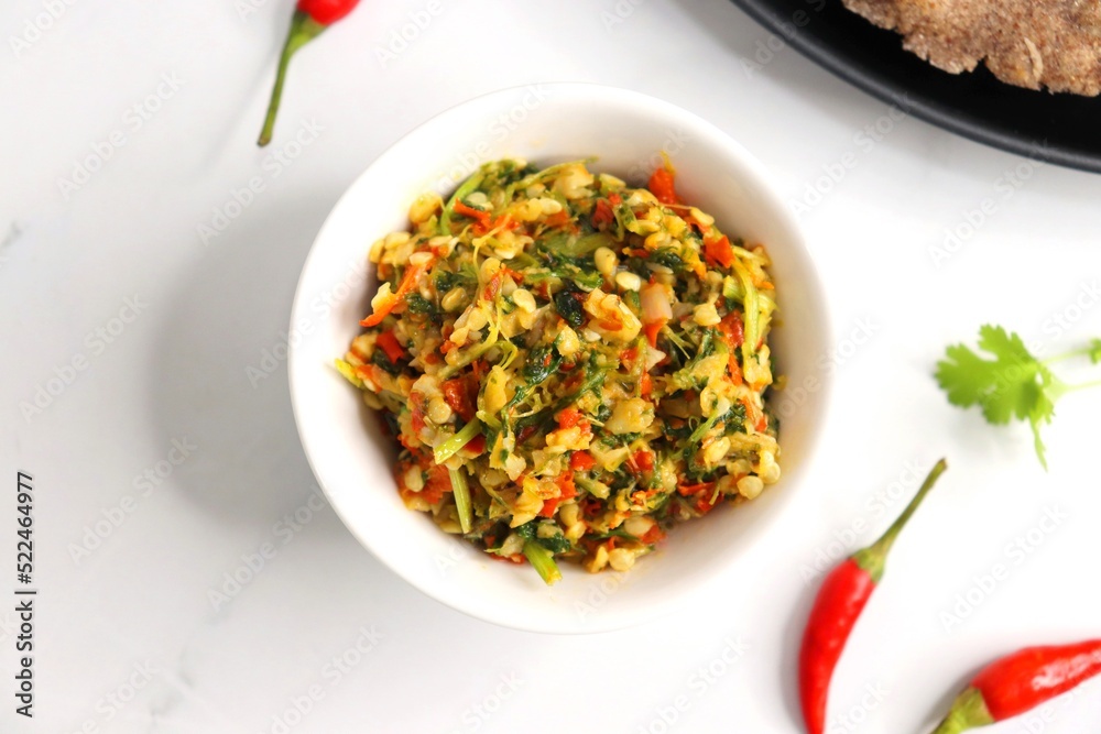 Lal Roti Super spicy green and red bird eye chili chutney using lal and hari ...