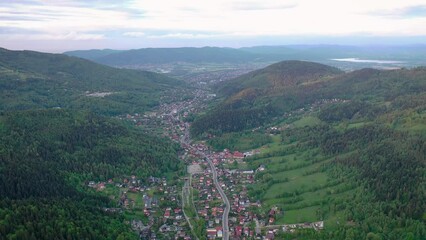 Canvas Print - Szczyrk village located in Silesian Beskids mountains, Poland, 4k footage