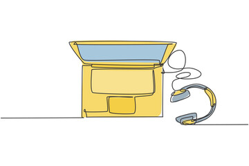 Poster - One single line drawing of laptop and classic headphone from top view. Entertainment computer concept. Dynamic continuous line graphic draw vector design illustration