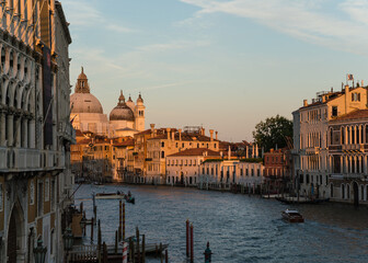 Wall Mural - beautiful view of the grand canal in Venice, Italy at sunset 