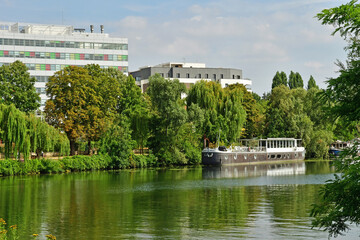 Wall Mural - Rueil Malmaison; France - july 26 2022 : picturesque city