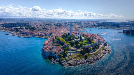 Sticker - Breathtaking bird's eye view of buildings surrounded by water in Rovinj, Croatia