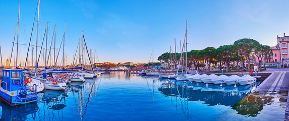 Wall Mural - Panorama of port on Lake Garda with sail yachts, Desenzano del Garda, Italy