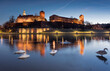 Krakow, Poland. View of the Wawel castel and the Vistula River at sunrise. Widok na Wawel i rzekę Wisłę o wschodzie słońca. Zamek na Wawelu