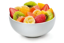 Tigela Branca Com Salada De Frutas Em Fundo Branco - Morango, Kiwi, Banana, Mamão, Manga E Melancia