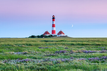 Wall Mural - westerheversand lighthouse at dusk, westerhever, nordfriesland, schleswig-holstein, germany