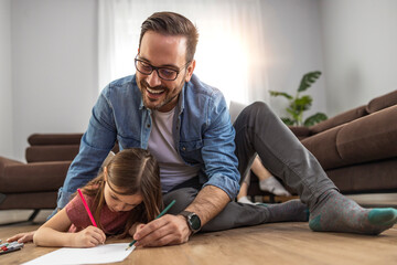 Poster - Father with little daughter having fun at home