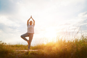 mature woman doing exercise