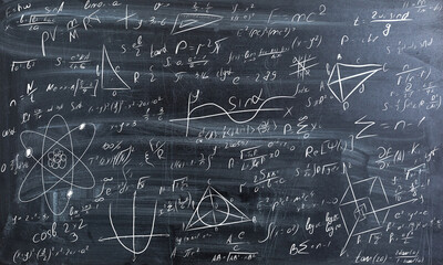 Wall Mural - Blackboard inscribed with scientific formulas and calculations in physics and mathematics. 