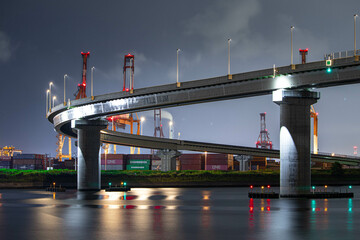 四日市市いなばポートラインの夜景