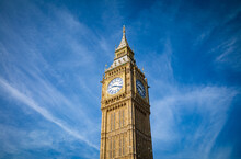 Low Angle View Of Big Ben, Offically Known As The Elizabeth Tower, In Central London, Uk.