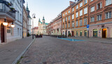 Fototapeta Londyn - Warsaw. Old street in the center of the old city in the early morning.