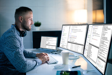 Aufkleber - Computer Programmer Writing Program Code On Computer