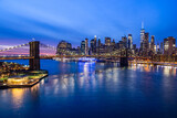 Fototapeta Miasta - New York City Skyline at sunset