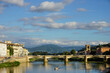 Brücke über den Amo in Florenz, Blick auf die Berge