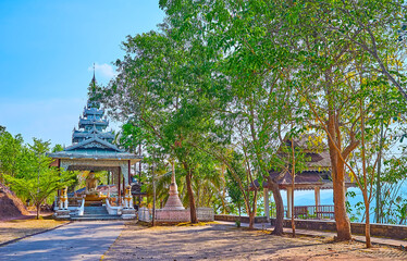 Canvas Print - The shrine in park, Wat Phrathat Doi Kong Mu Temple, Mae Hong Son, Thailand