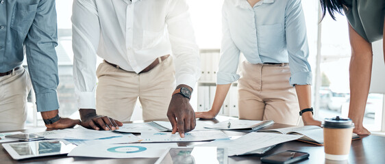 Aufkleber - Team, diversity and marketing business meeting in communication about branding, planning and global growth. Ceo, leadership and corporate people planning advertising, collaboration and mission goals
