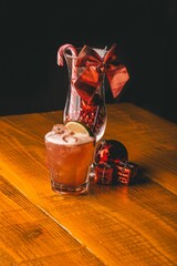 Canvas Print - Fresh cocktail with Christmas decorations