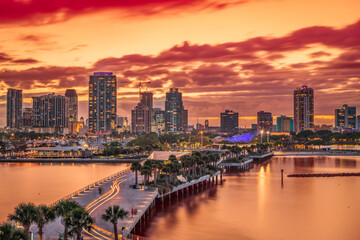 Fototapete - St. Pete, Florida, USA Downtown City Skyline