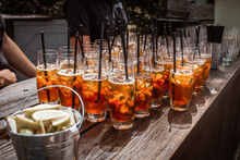 Drinks Pimms Straws Many Party