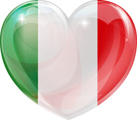 Canvas Print - Italy flag love heart concept with the Italian flag in a heart shape