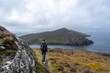 © Suzanne Plumette - Randonnée avec vue sur l'île de Dursey, Péninsule de Beara