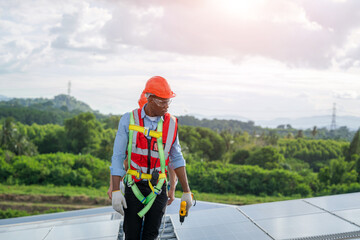 Aufkleber - Technicians inspection inspect solar panels on the roof at Solar Power Station,Economic energy and cost saving concept.