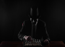 The Devil Plays Chess, Black Studio Background