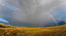 Rainbow Over A Field // Regenbogen über Einem Feld - Wuppertal, Germany