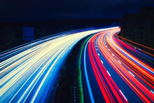 Langzeitbelichtung - Autobahn - Strasse - Traffic - Travel - Background - Line - Ecology - Highway - Night Traffic - High Quality Photo