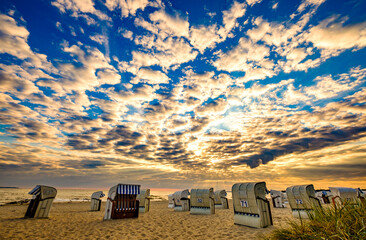 Canvas Print - typical hooded beach chair at the baltic sea