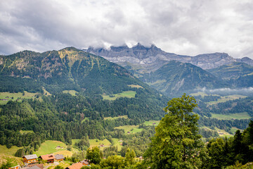 Canvas Print - Le village de Val-d'Illiez en Suisse