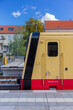 Neue S-Bahn Berlin, neue Baureihe 483/484 Berliner Ringbahn Stadtbahn, Nahverkehr liniennetz linienverkehr, Bahnhof Bahnsteig Station Baumschulenweg Zugdesign Neue Züge Zugeinheit Triebwagen Triebkopf