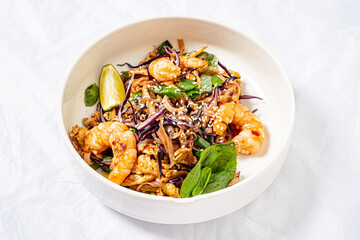 Wall Mural - Pad thai (stir-fried rice noodles with shrimps) - thai food